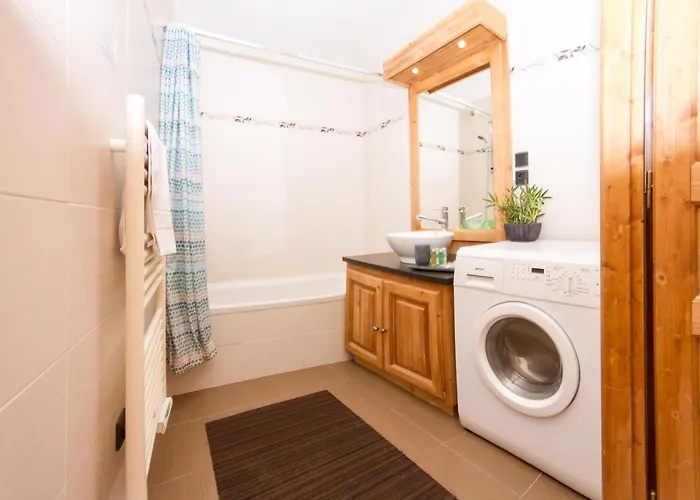 Le Paradis 24 - Year Apartment